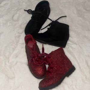 Lot of toddler size 9 boots